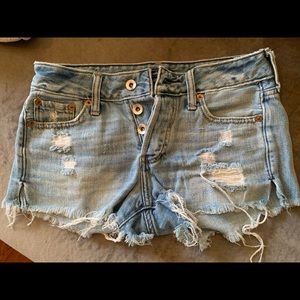 Abercrombie and Fitch denim boyfriend shorts size 24 (XS or S)